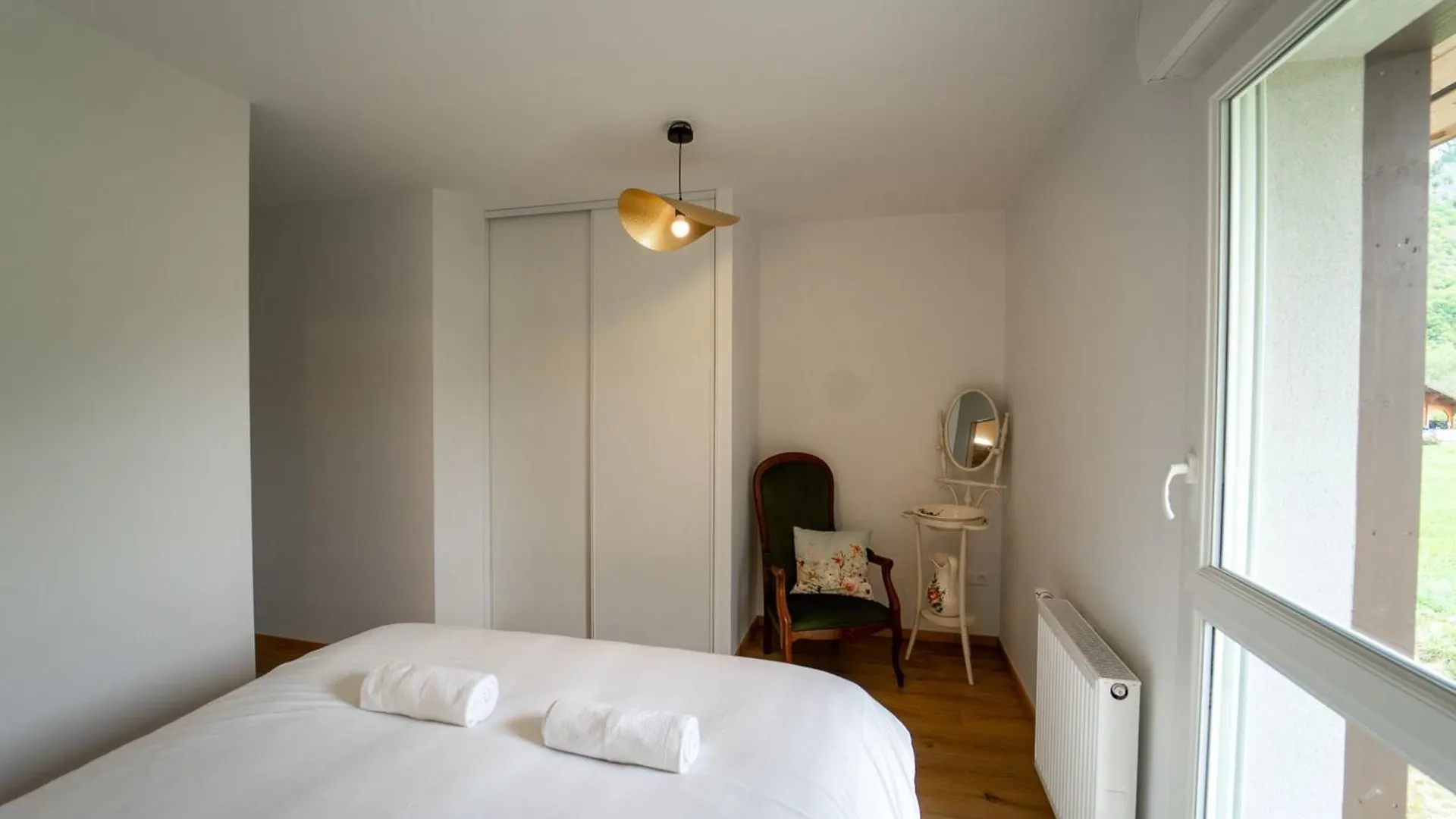 Le Doux Paradis - Maison 4 Chambres Doussard Holiday home