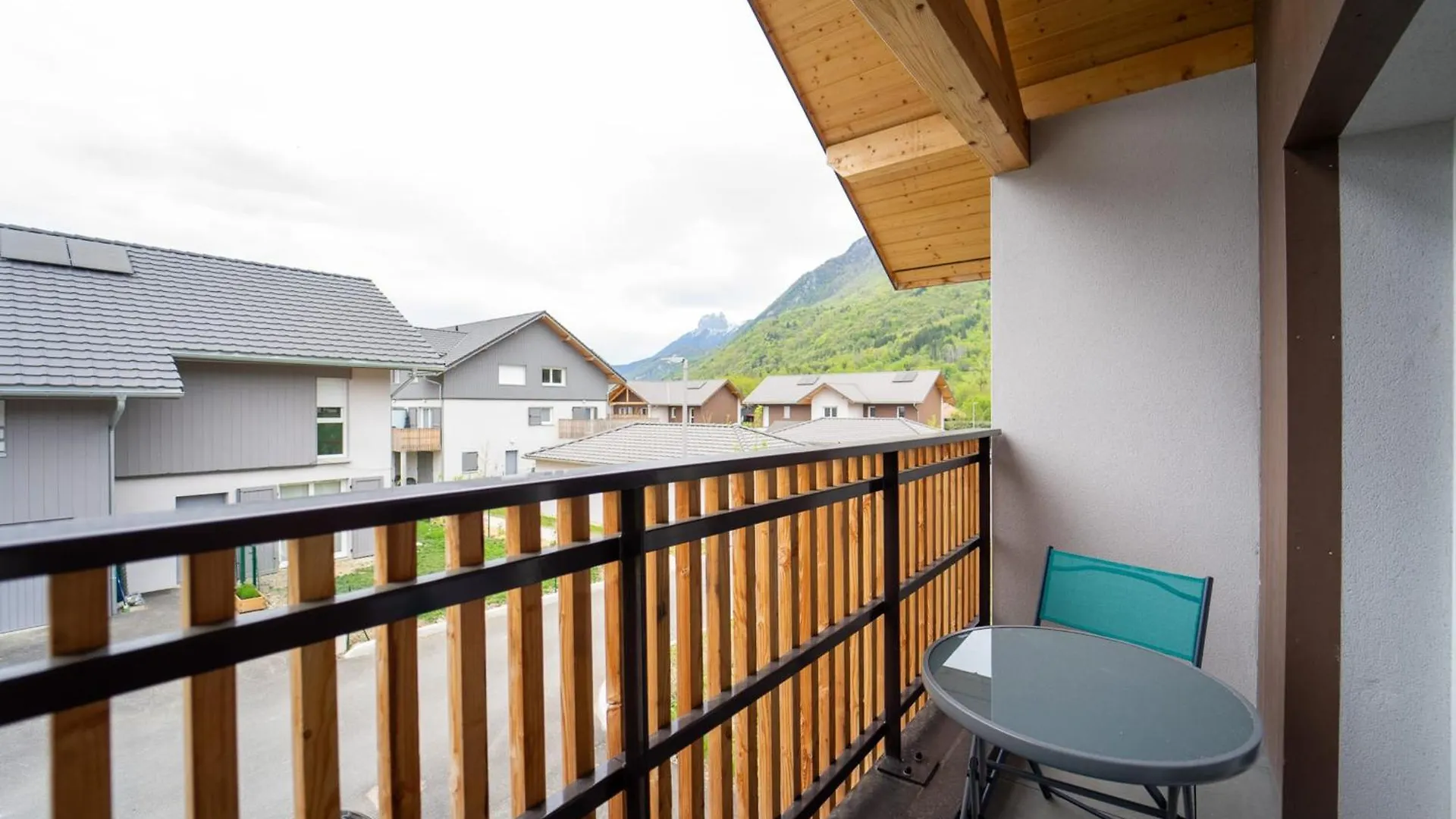 Holiday home Le Doux Paradis - Maison 4 Chambres Doussard France